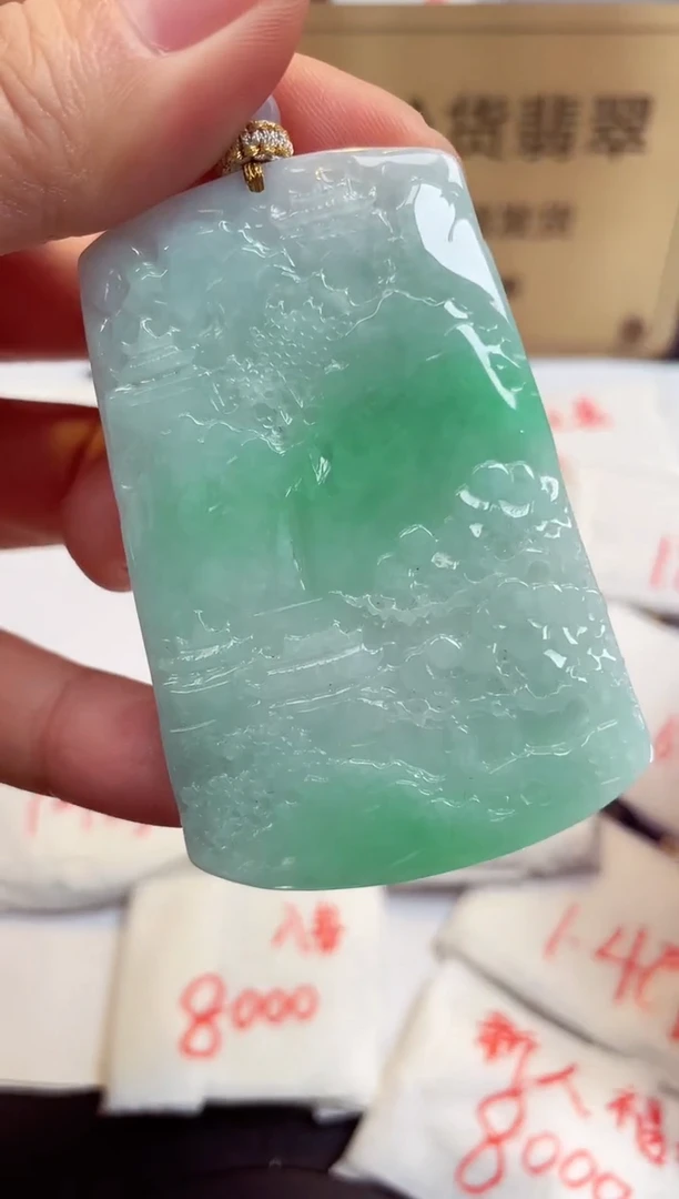 翡翠未镶嵌颈饰天然缅甸翡翠A货