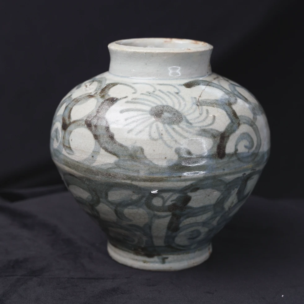 乙1376 明代早期青花菊纹罐 全品 明代瓷器真品