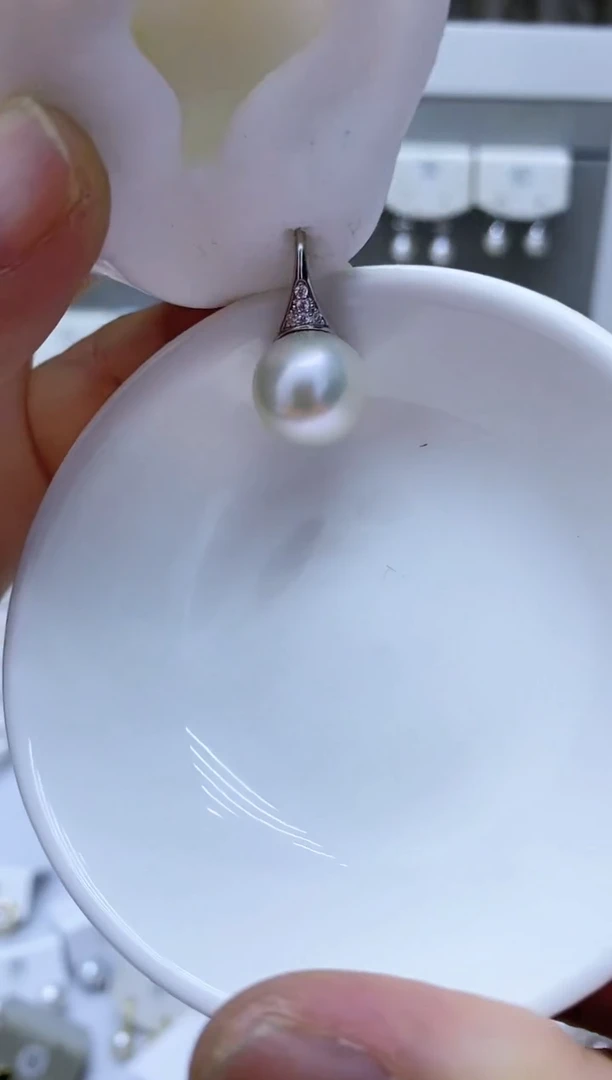 银S925镶嵌淡水珍珠耳饰207