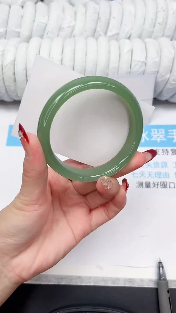 未镶嵌手镯石英质玉58BQ