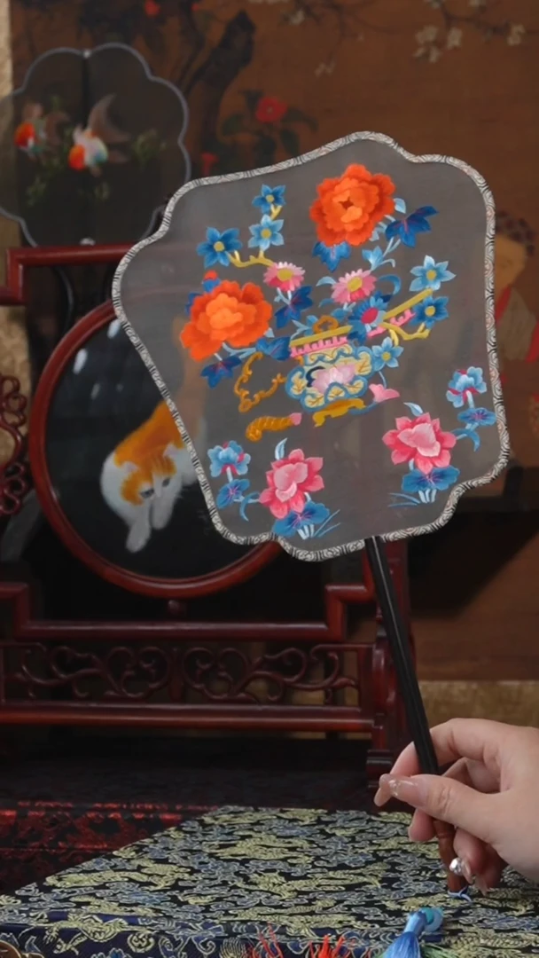 刺绣团扇 绣花双面非遗