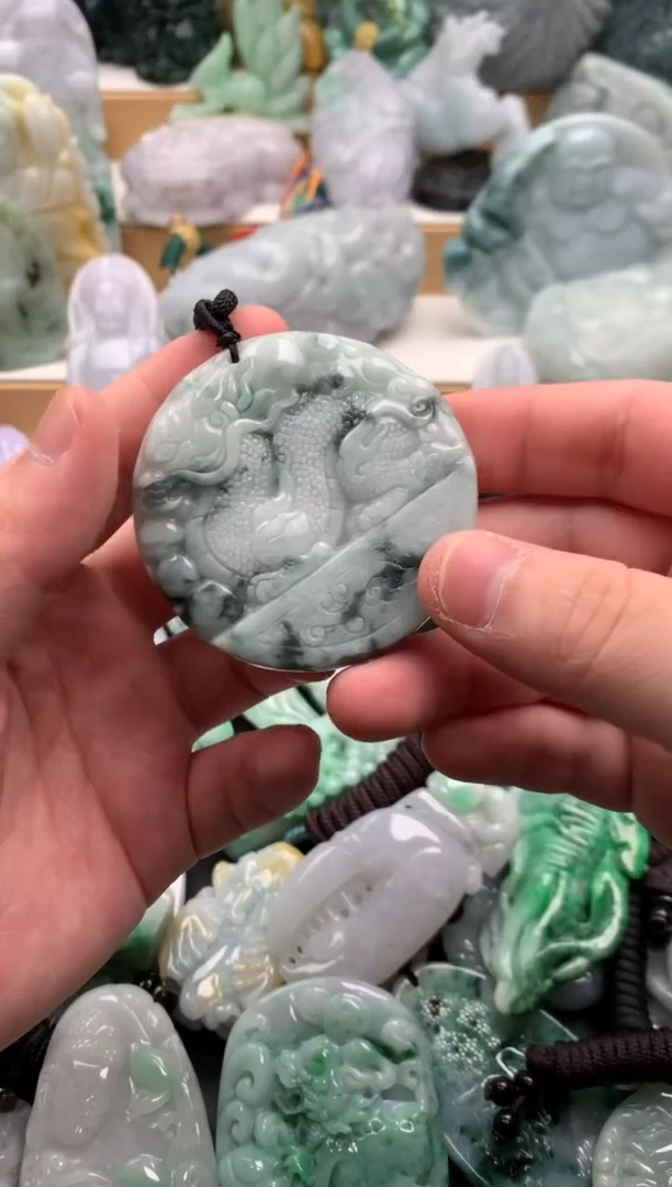 吊坠(不含链)未镶嵌翡翠1