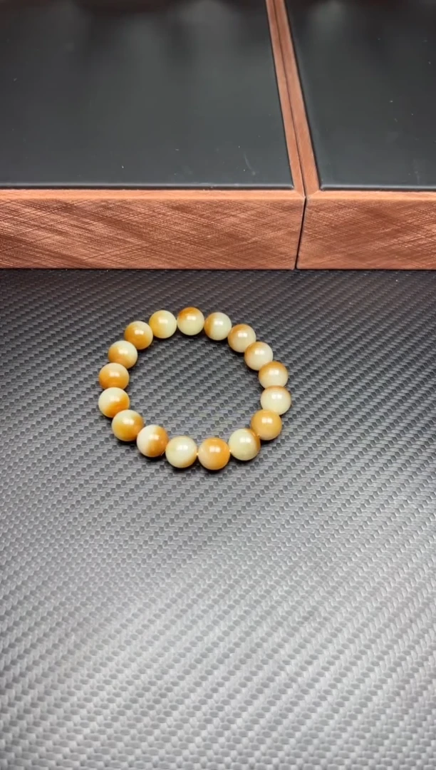 未镶嵌手串和田玉若羌微色差卡12