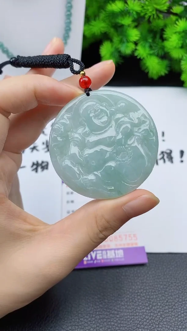 翡翠未镶嵌颈饰