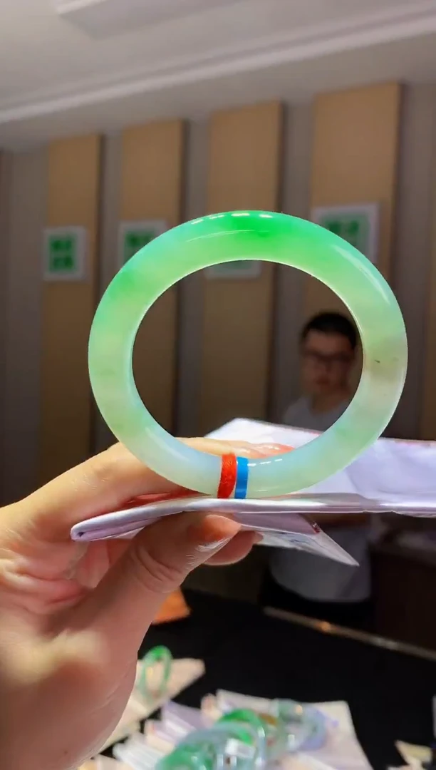 未镶嵌手镯翡翠-Q78 圈口56 全款11.8万 定金2万