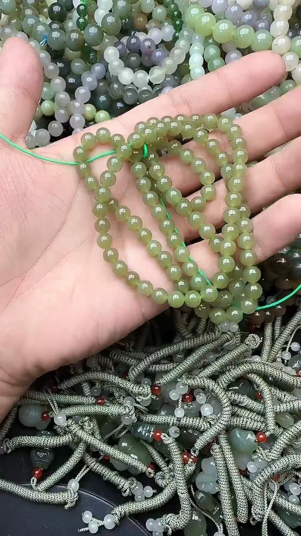 颈饰未镶嵌和田玉拍一发一