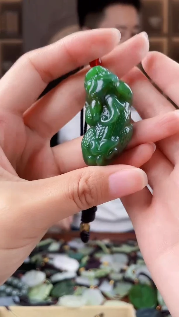 未镶嵌和田玉挂件拍一发一，拍一发一，