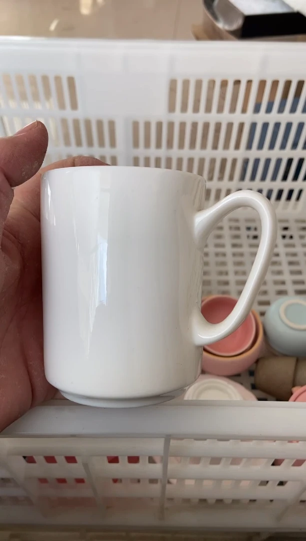 杯无运费险有瑕疵的摄影的产品有使用过的痕迹有点脏介意勿拍