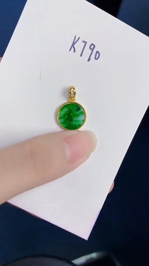 颈饰未镶嵌翡翠天然翡翠缅甸A货