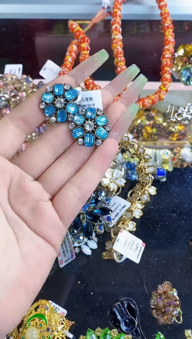 合金琉璃楚楚珠宝中古甄选不退换