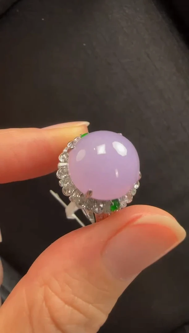 18K金镶嵌戒指翡翠152蛋面一只