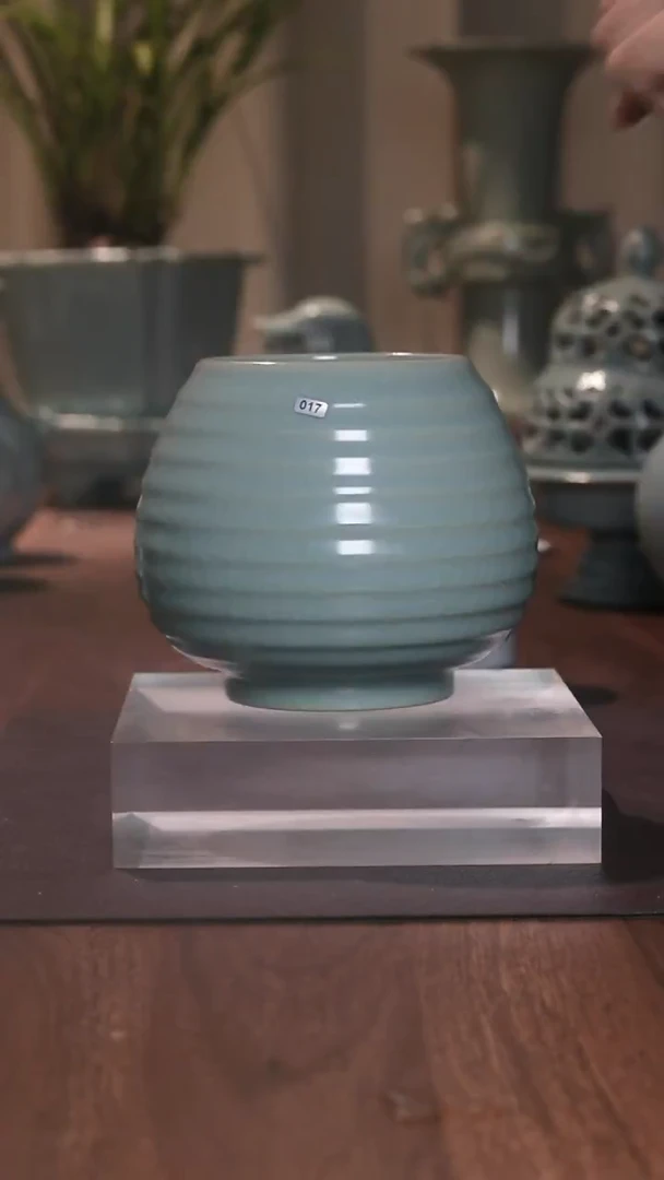 玄纹渣斗·········