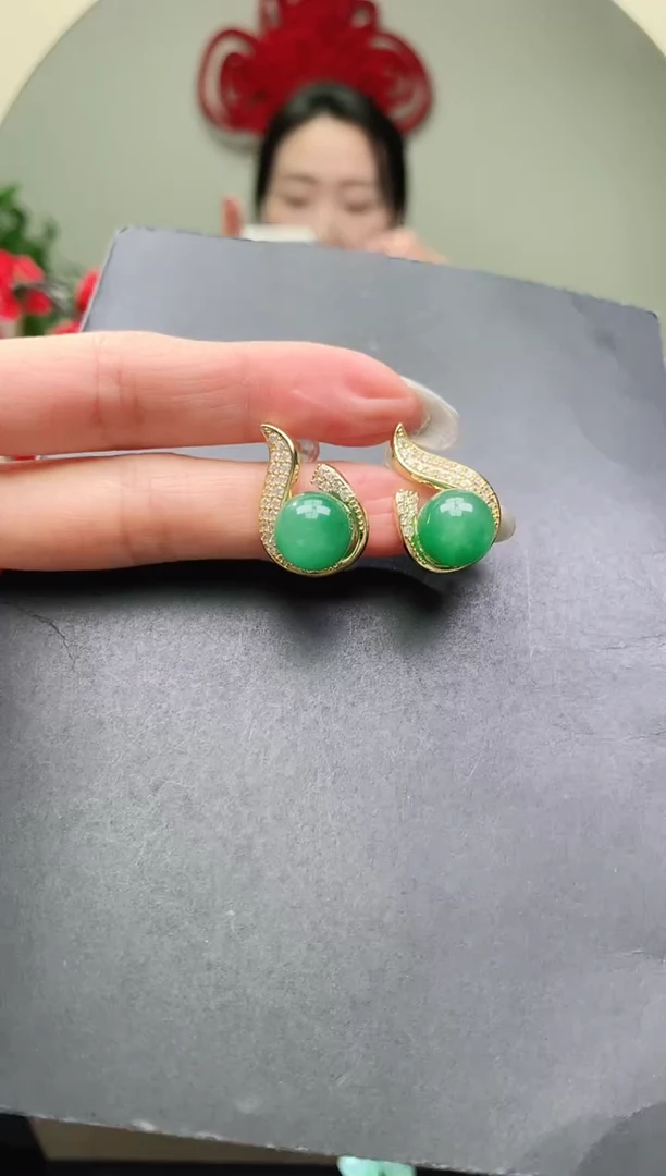 未镶嵌石英质玉耳钉耳钉