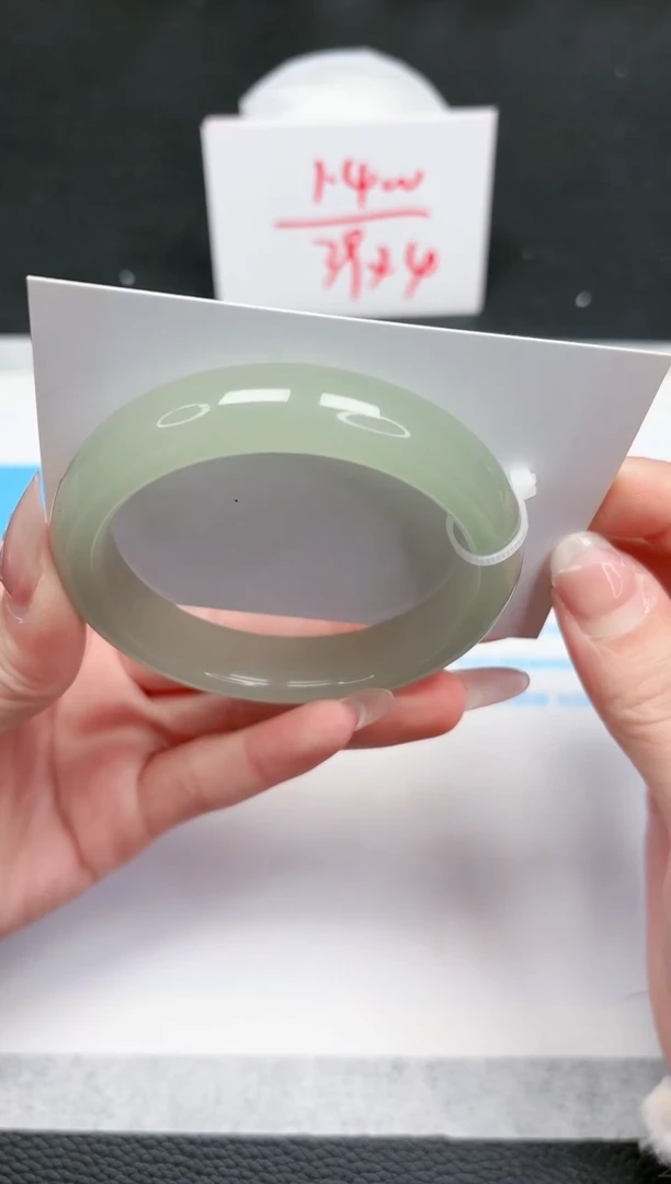 【闪购商品】石英质玉手镯未镶嵌920-57.6