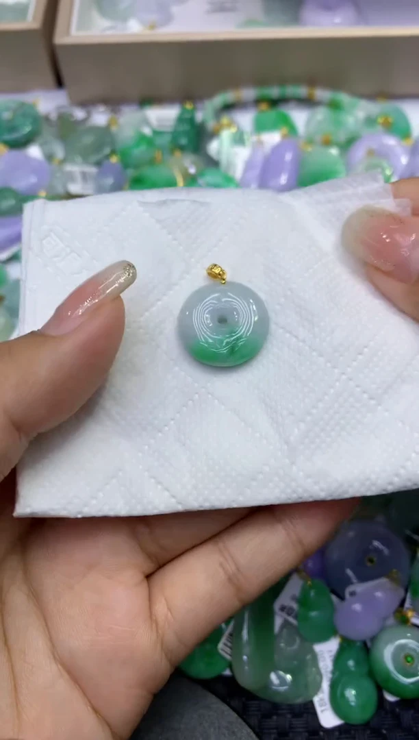 颈饰未镶嵌翡翠天然缅甸A货翡翠