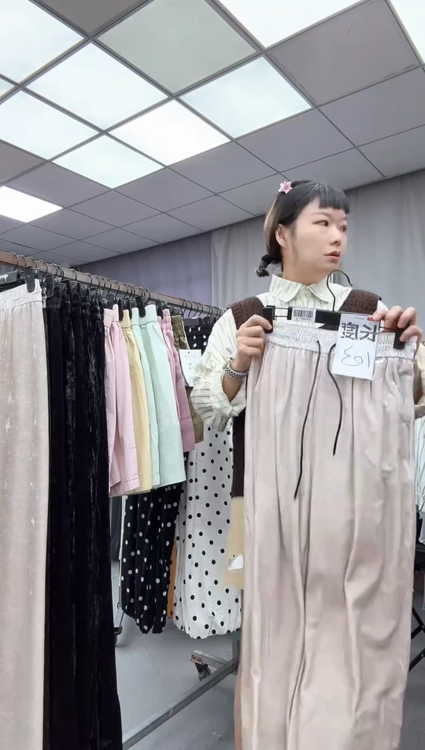 大哥家漂亮衣服漂亮颜色