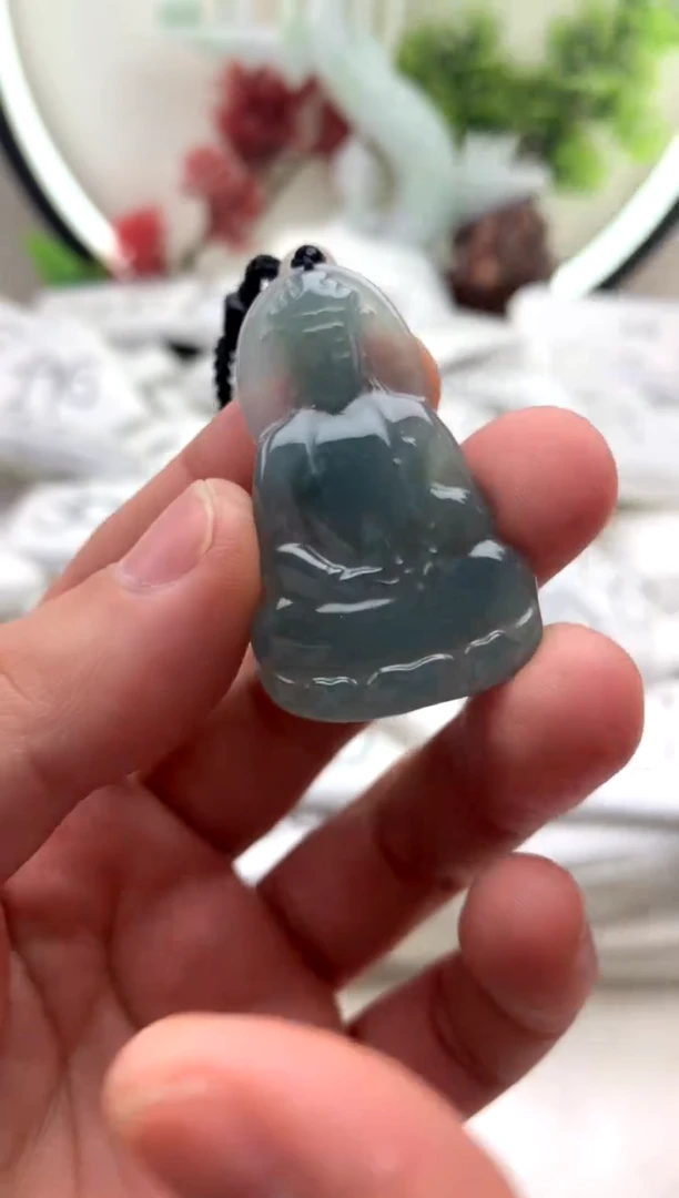 【闪购商品】翡翠颈饰未镶嵌素衣观音
