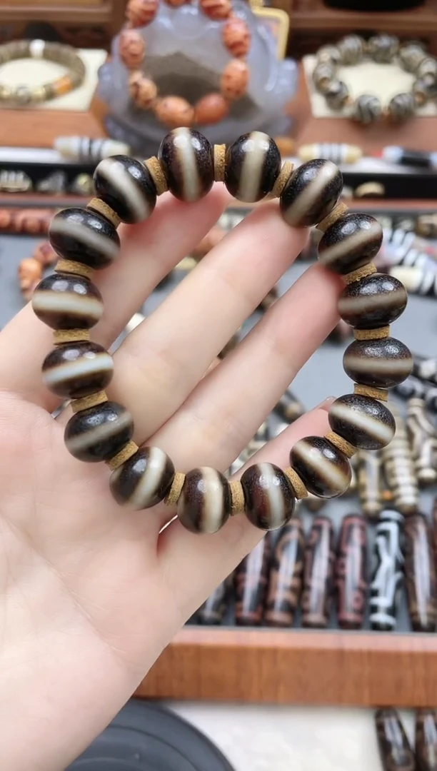 未镶嵌珠珠玛瑙/玉髓老料药师手串
