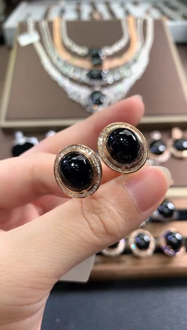 18K金镶嵌翡翠耳饰g151