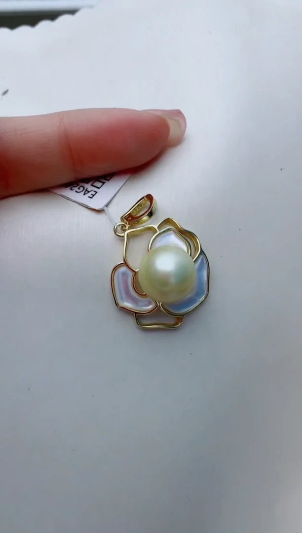 颈饰银S925镶嵌海水珍珠A28