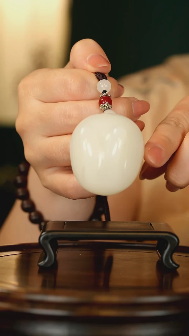 石材云南荔枝白-前途无量手把件摆件挂件