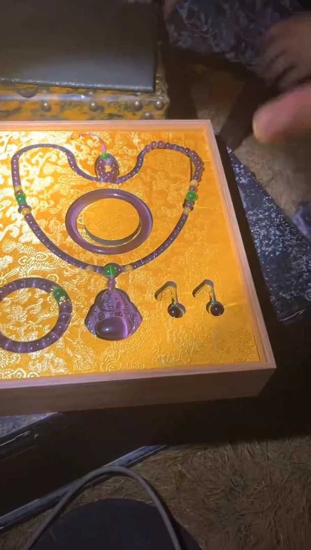 树脂一套给带盒..........