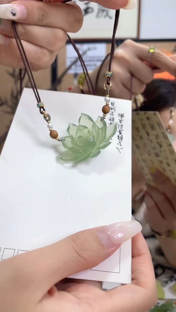 【闪购商品】岫玉吊坠未镶嵌多样性发货其中发一