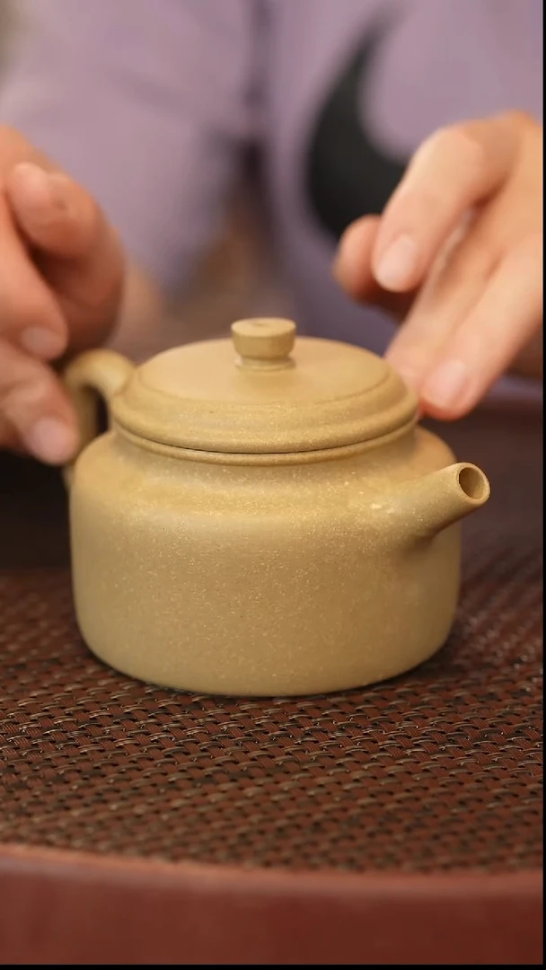 茶壶紫砂大德钟  绿泥  230cc