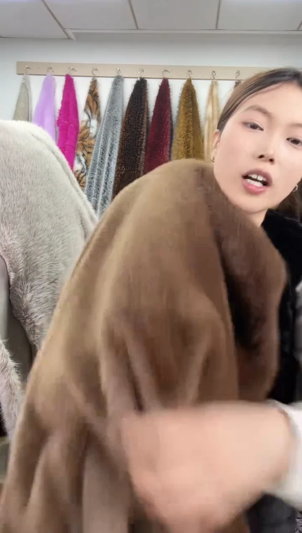 狐狸毛B34尺寸1.8*2