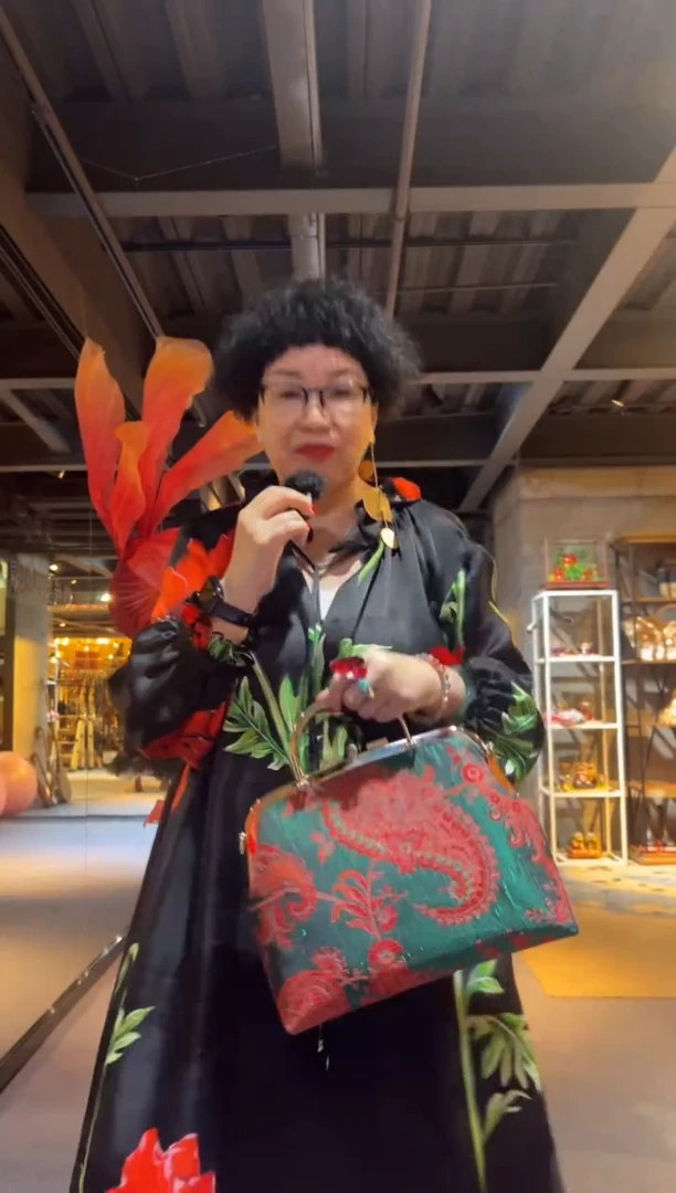 猪剖层皮革手工 提花包包