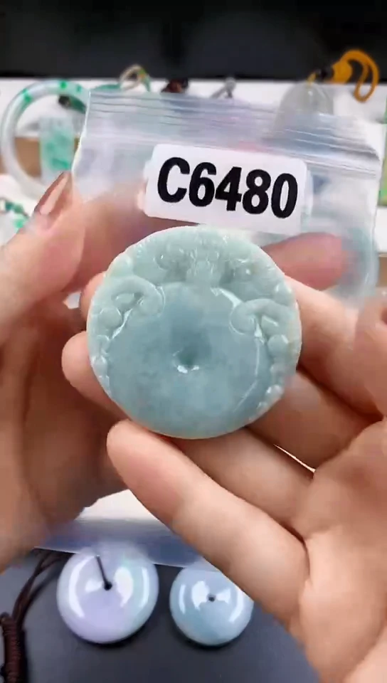 颈饰未镶嵌翡翠天然翡翠吊坠挂件