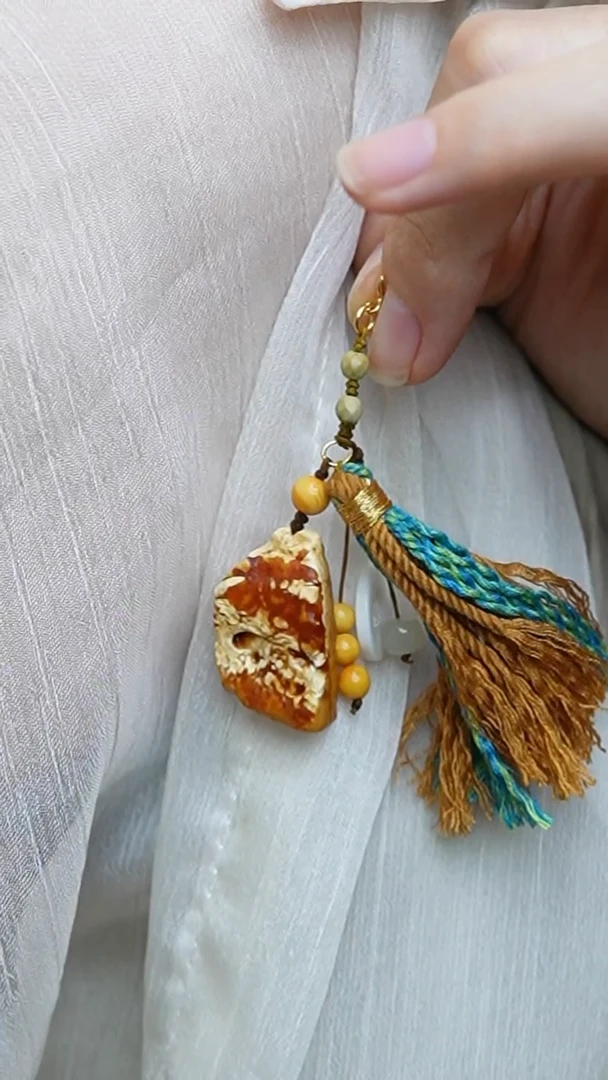 未镶嵌琥珀裸石原石