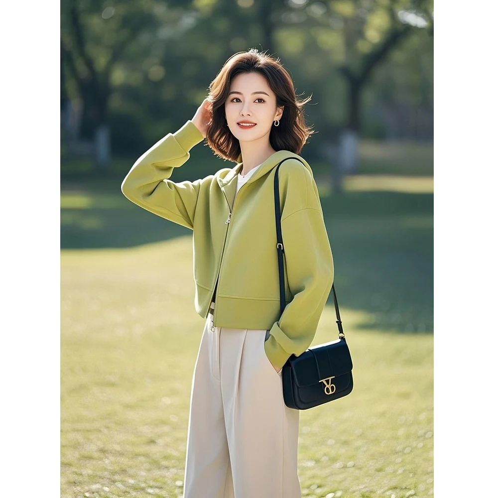 2025春季新款女装减龄漂亮洋气高级感超好看休闲绿色卫衣连帽外套
