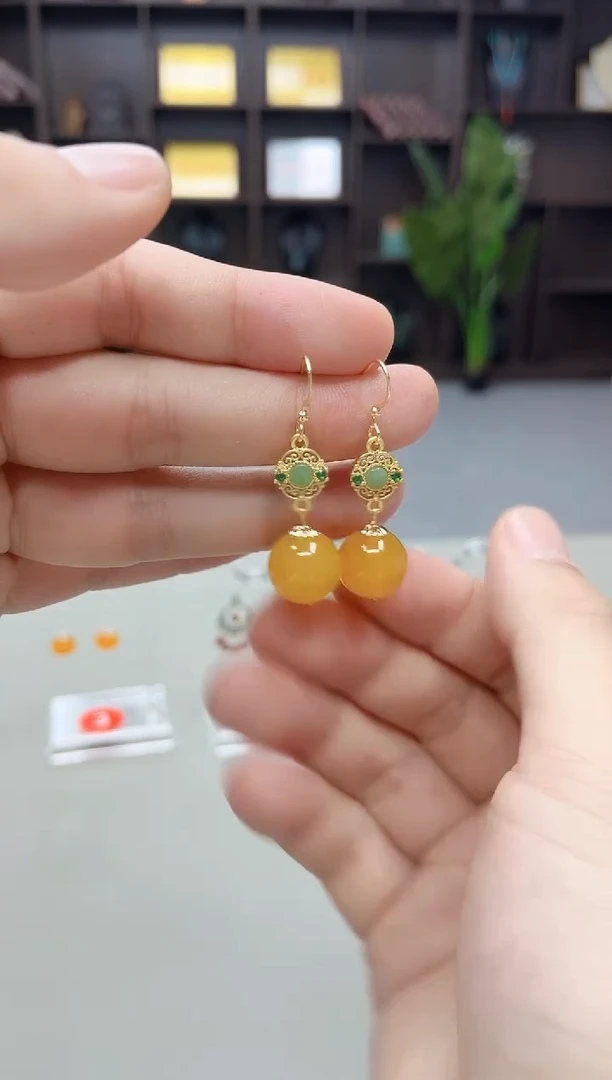 未镶嵌耳钉玛瑙/玉髓f01000