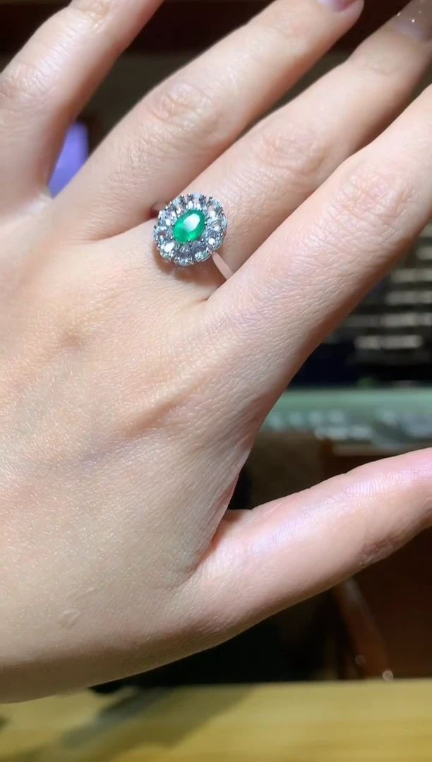 银S925镶嵌戒指祖母绿【宝石世家严选】