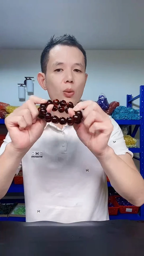 血珀颈饰未镶嵌Y002缅甸血丝珀时尚百搭手串17-18mm