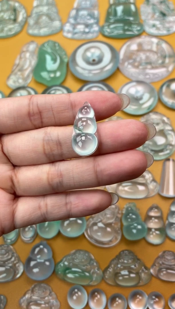 吊坠(不含链)未镶嵌翡翠1 豆子 25.6 12 6.0