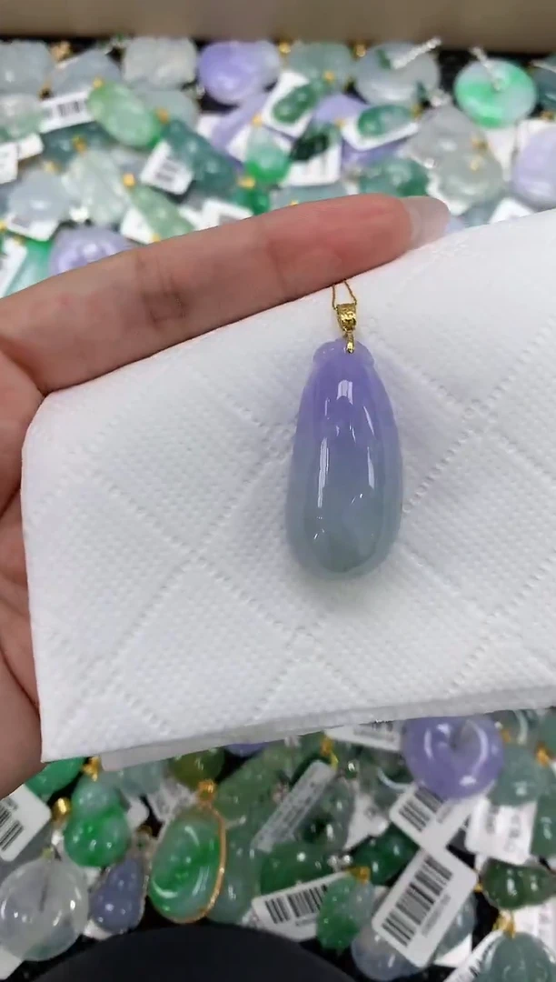 颈饰18K金镶嵌翡翠a货支持复检百元以上9元证书费自理