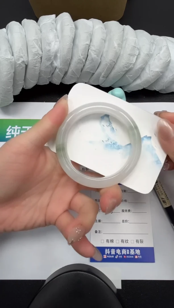 【闪购商品】石英质玉手镯合金297-56