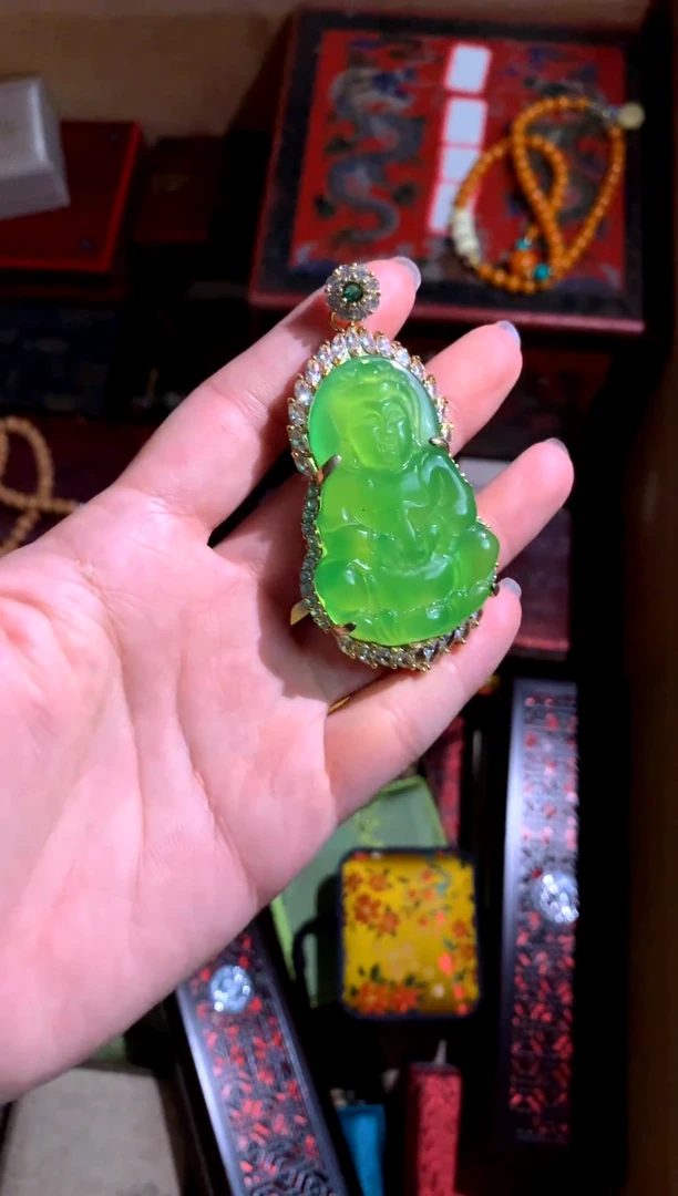 颈饰未镶嵌翡翠润玉潭精品专属摆件