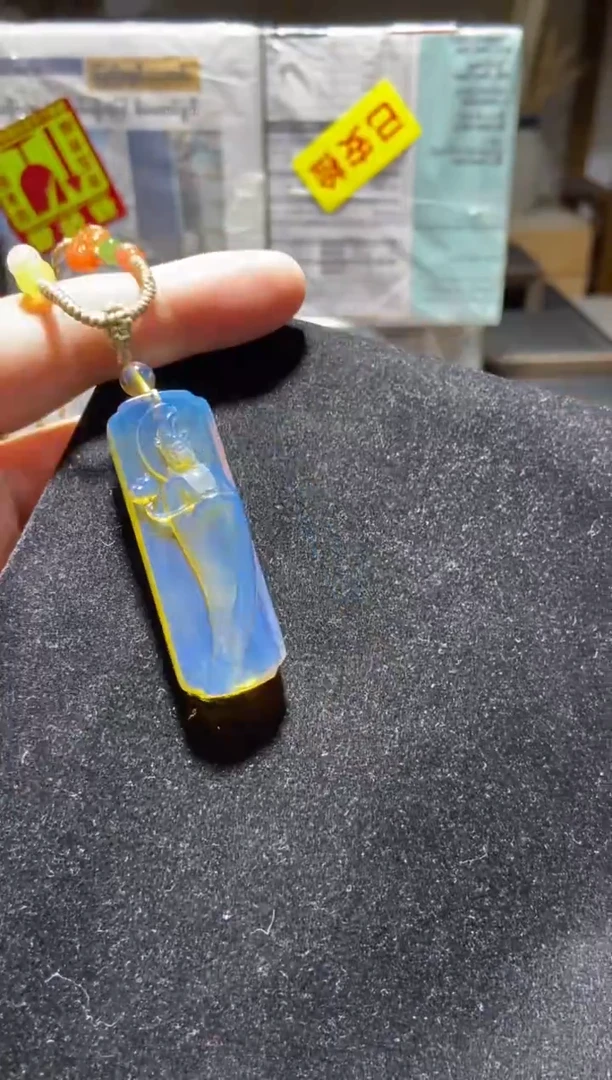 琥珀颈饰未镶嵌天空蓝大势至