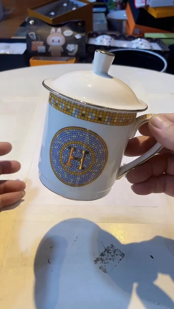 杯鸿辉家品牌瓷器，京东包邮！