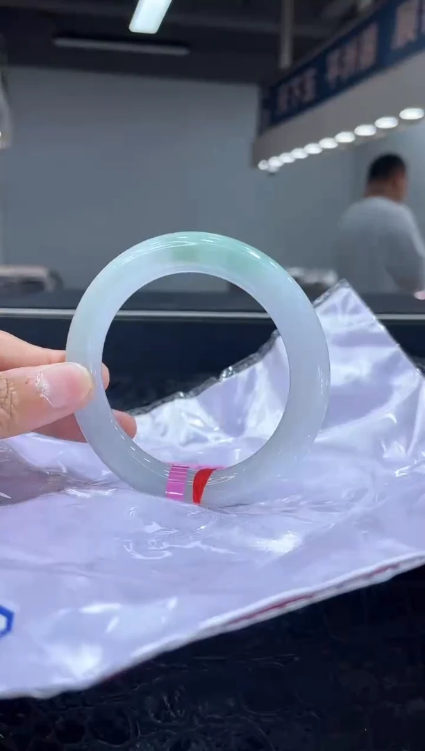 未镶嵌手镯翡翠9
