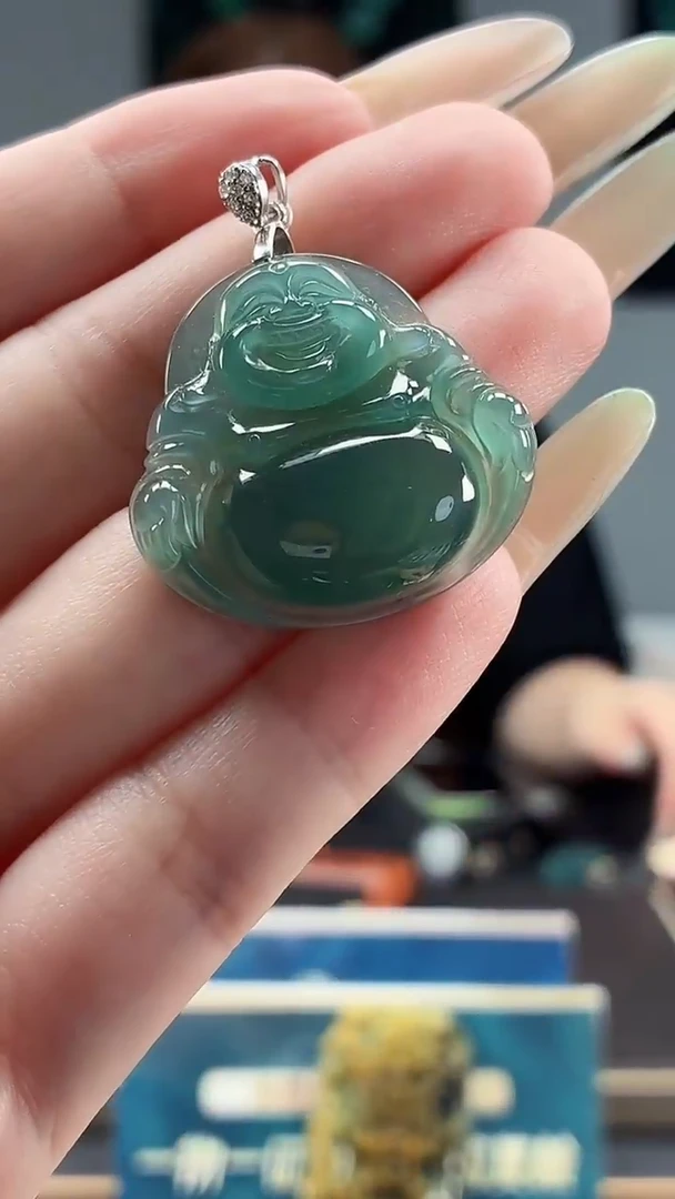 翡翠未镶嵌颈饰DLZ25080940