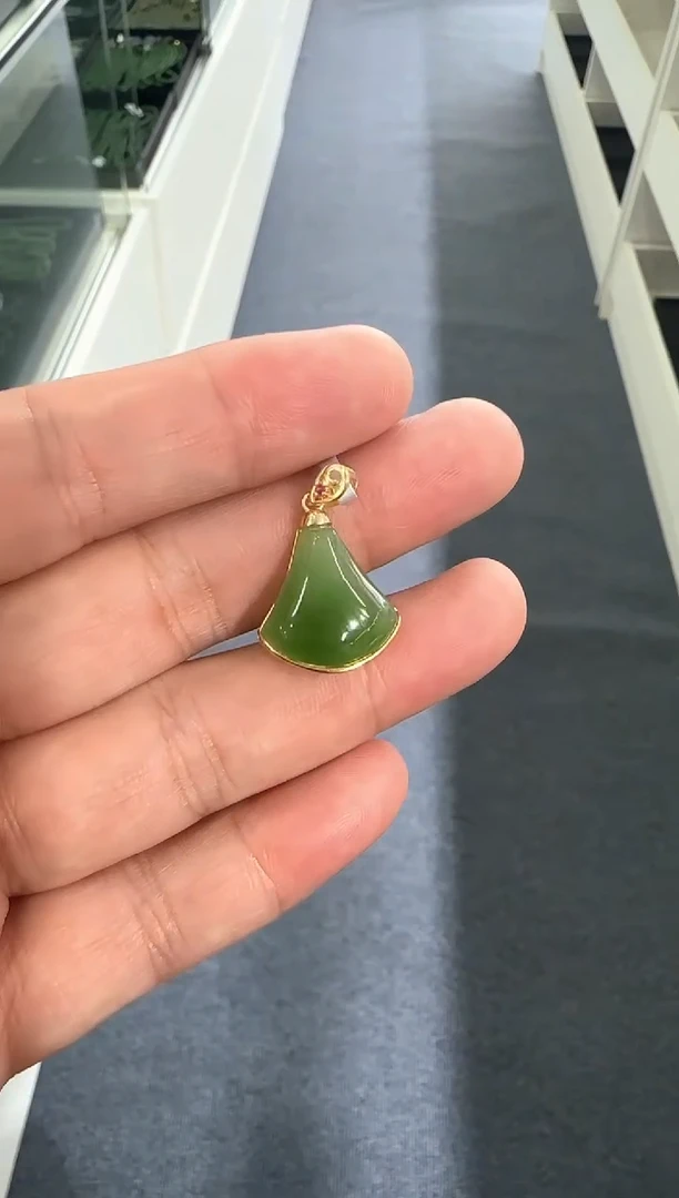 和田玉银S925镶嵌吊坠(不含链)一个 多样性发1件