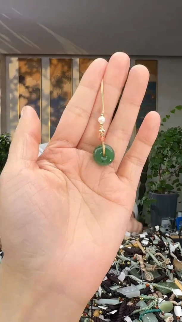 未镶嵌和田玉挂件拍一发一