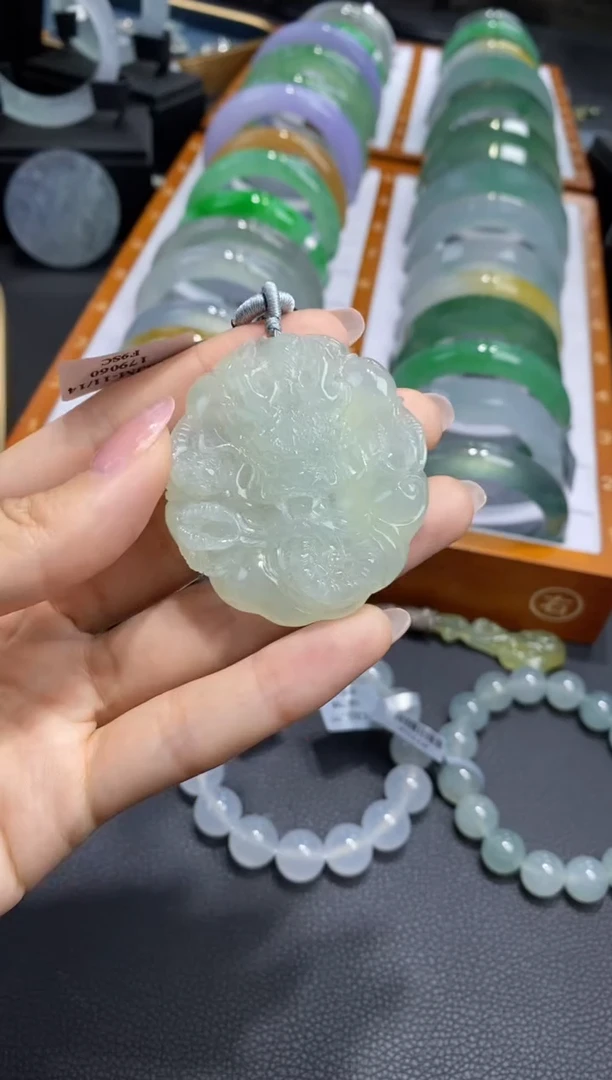 未镶嵌挂件翡翠天然缅甸翡翠A货挂件龙牌