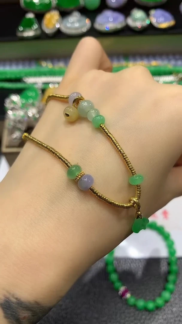【闪购商品】翡翠手链18K金镶嵌7团购