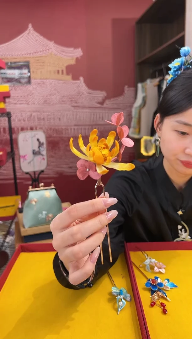 【闪购商品】刺绣非遗绒花（发饰）