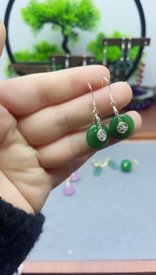 未镶嵌和田玉耳饰121000